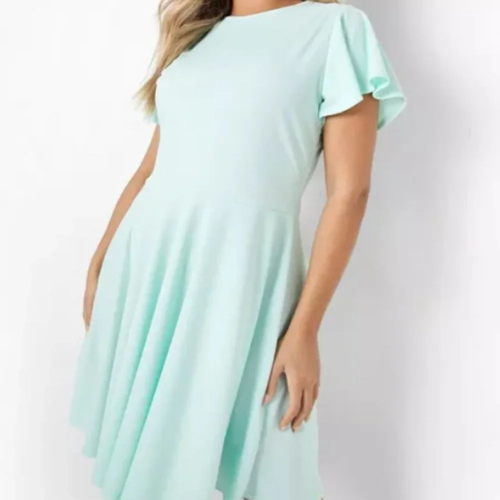 Curve Ribbed Ruffle Skater Dress - Picture 3 of 4